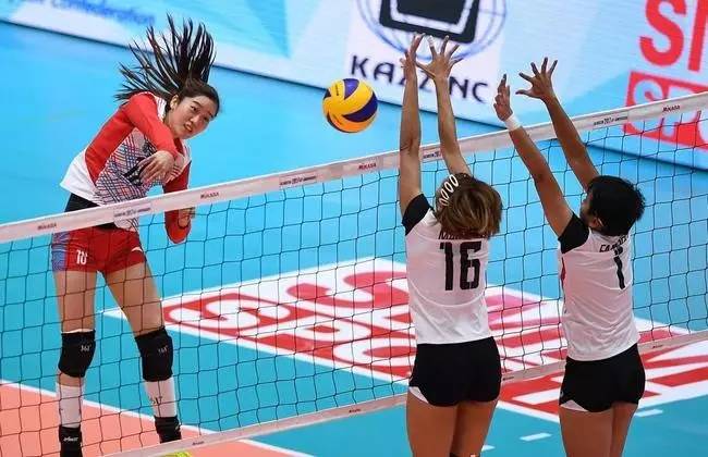  萨巴伦卡发球制胜，轻取对手闯入四强