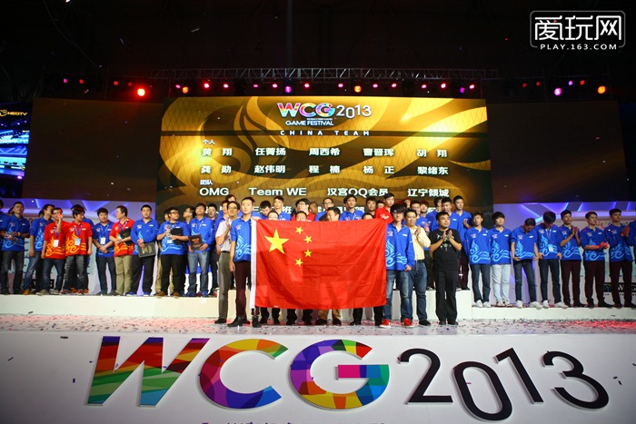  电竞模拟器普及，普通玩家也能体验职业赛场