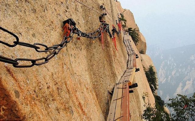  升降级附加赛打响，悬崖边的终极较量